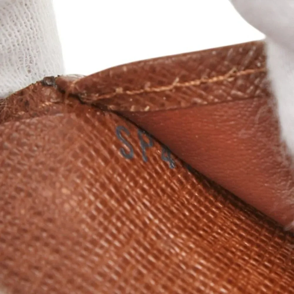 Louis Vuitton Portefeuille Elise Trifold Wallet